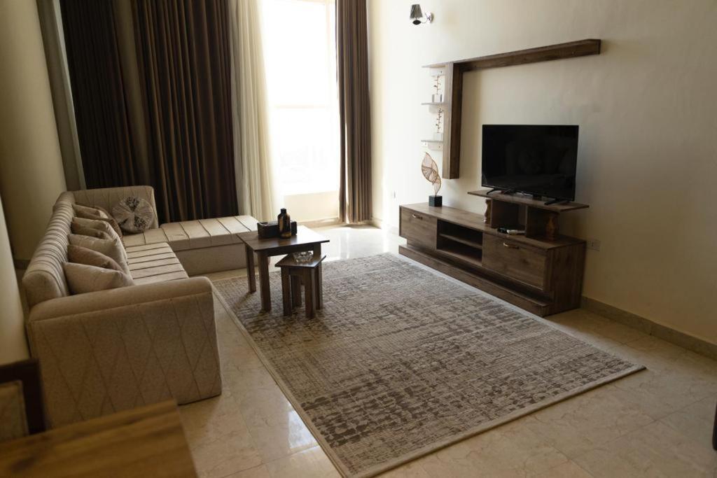 Ultra Loaloa Nile Maadi Hotel Kairo Bagian luar foto