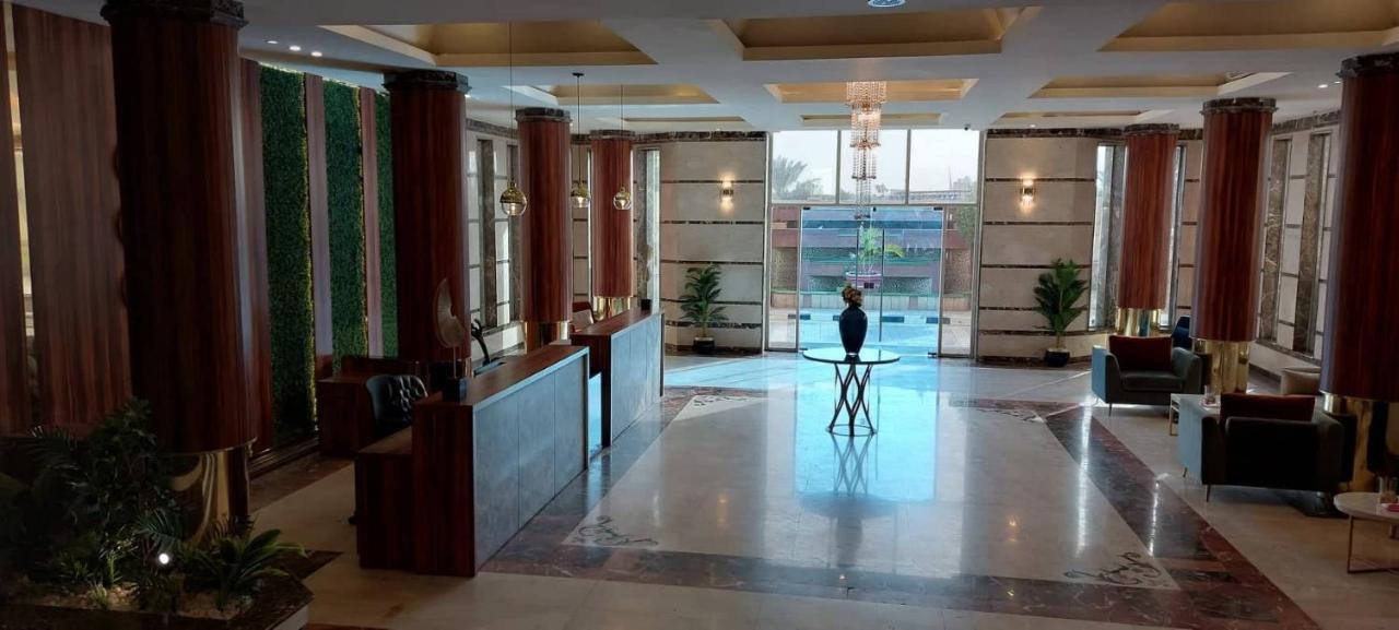 Ultra Loaloa Nile Maadi Hotel Kairo Bagian luar foto