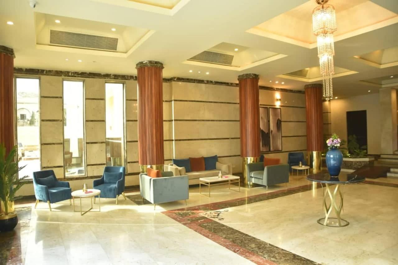 Ultra Loaloa Nile Maadi Hotel Kairo Bagian luar foto