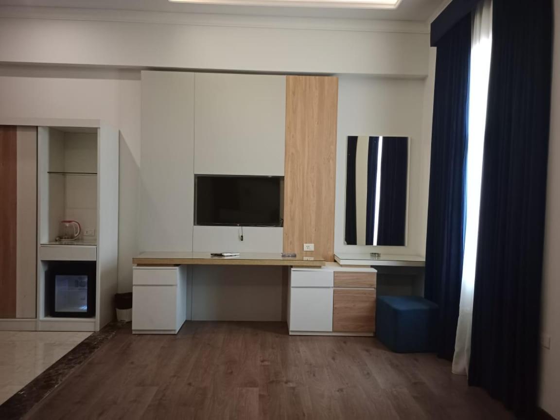 Ultra Loaloa Nile Maadi Hotel Kairo Bagian luar foto